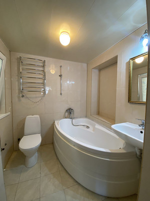 Продам таунхаус, 2-я Урицкого ул, 5/7, Армавир г, 0 км от города