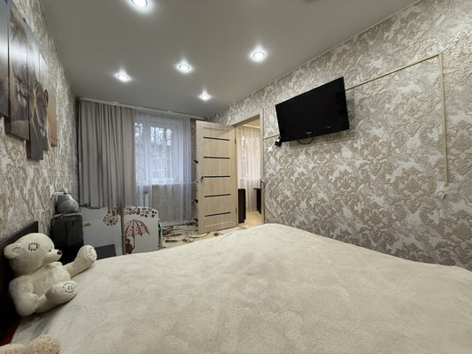 Продам двухкомнатную (2-комн.) квартиру, 50 лет Комсомола ул, 13, Переславль-Залесский г