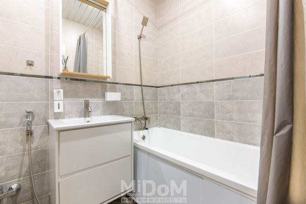 Продам однокомнатную (1-комн.) квартиру, Архитектора Белова ул, 5к1 стр 1, Парголово п