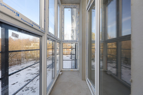 Продам однокомнатную (1-комн.) квартиру, Сержанта Мишина ул, 83к1, Калининград г