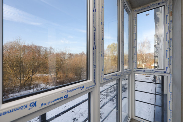 Продам однокомнатную (1-комн.) квартиру, Сержанта Мишина ул, 83к1, Калининград г