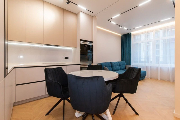 Продам однокомнатную (1-комн.) квартиру, Молодой гвардии ул, 34к4, Калининград г