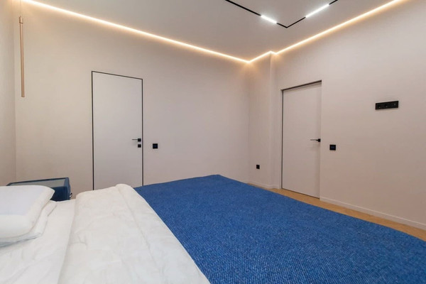 Продам однокомнатную (1-комн.) квартиру, Молодой гвардии ул, 34к4, Калининград г