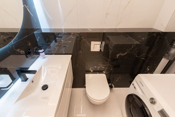 Продам однокомнатную (1-комн.) квартиру, Молодой гвардии ул, 34к4, Калининград г