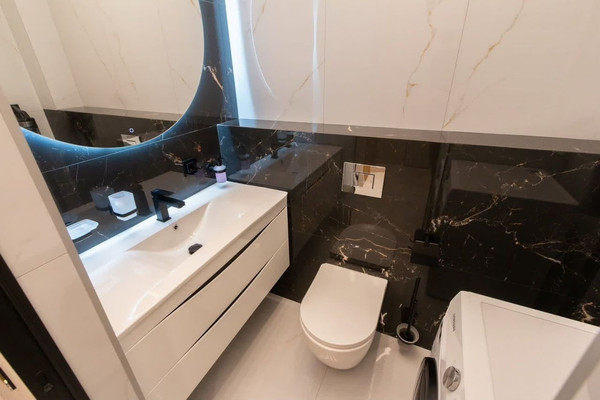 Продам однокомнатную (1-комн.) квартиру, Молодой гвардии ул, 34к4, Калининград г