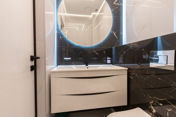 Продам однокомнатную (1-комн.) квартиру, Молодой гвардии ул, 34к4, Калининград г