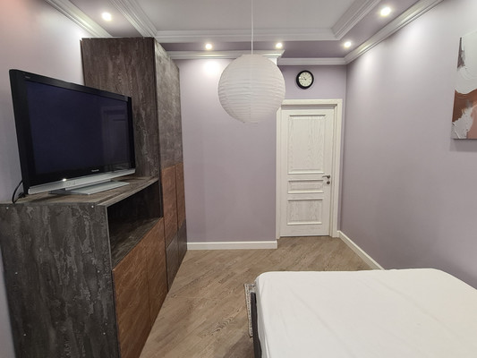 Сдам трехкомнатную (3-комн.) квартиру, Кирова (Центральный мкр.) ул, 13к1, Домодедово г