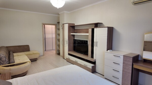 Продам двухкомнатную (2-комн.) квартиру, Космонавтов б-р, 1, Красногорск г