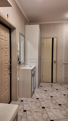 Продам двухкомнатную (2-комн.) квартиру, Космонавтов б-р, 1, Красногорск г