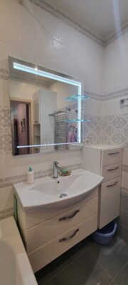 Продам двухкомнатную (2-комн.) квартиру, Космонавтов б-р, 1, Красногорск г