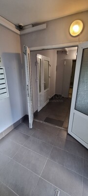 Продам двухкомнатную (2-комн.) квартиру, Космонавтов б-р, 1, Красногорск г