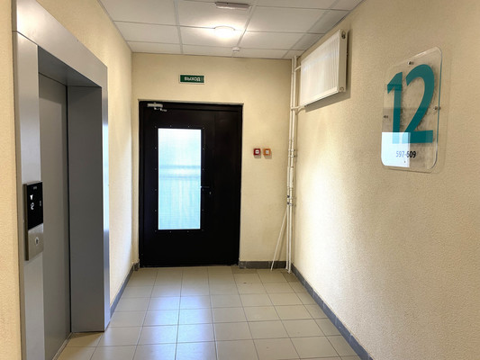 Сдам однокомнатную (1-комн.) квартиру, Воронцовский б-р, 21к2, Мурино п