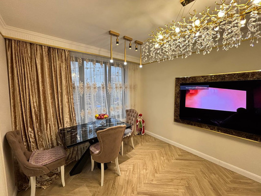 Продам трехкомнатную (3-комн.) квартиру, Рязанский пр-кт, 93к1, Москва г