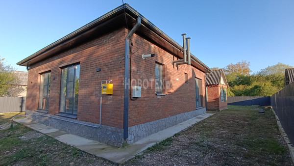 Продам коттедж, Тихая ул, 131, Апшеронск г, 0 км от города