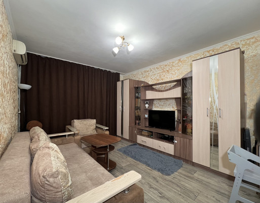 Продам двухкомнатную (2-комн.) квартиру, Мира пр-кт, 45, Волгодонск г