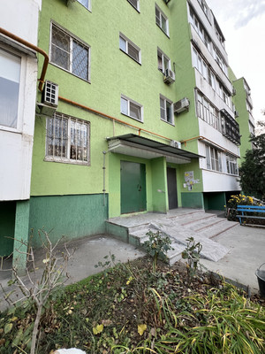 Продам двухкомнатную (2-комн.) квартиру, Мира пр-кт, 45, Волгодонск г