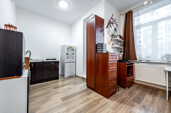 Продам однокомнатную (1-комн.) квартиру, Ручьевский пр-кт, 15, Мурино п