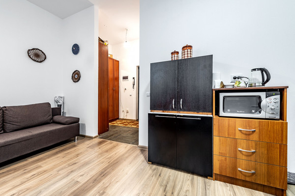 Продам однокомнатную (1-комн.) квартиру, Ручьевский пр-кт, 15, Мурино п