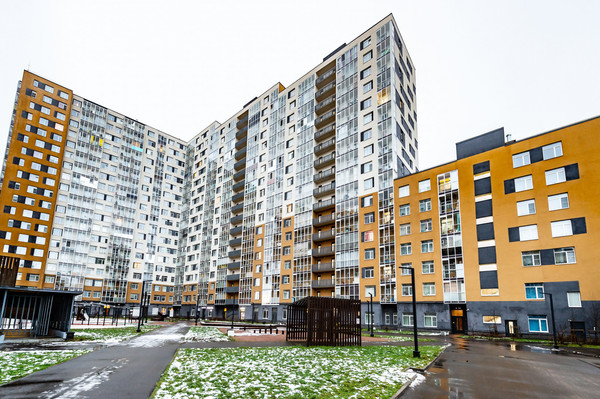 Продам однокомнатную (1-комн.) квартиру, Ручьевский пр-кт, 15, Мурино п