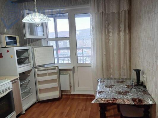 Сдам однокомнатную (1-комн.) квартиру, Карамзина ул, 21, Красноярск г