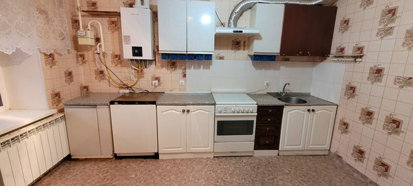 Продам однокомнатную (1-комн.) квартиру, Рябиновая ул, 11, Ханты-Мансийск г