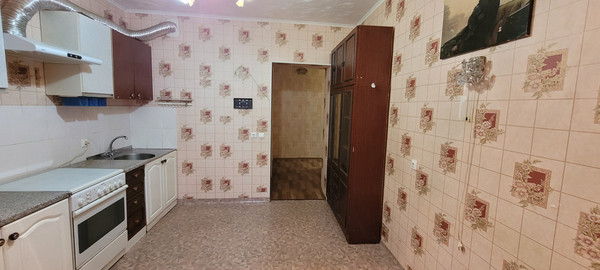 Продам однокомнатную (1-комн.) квартиру, Рябиновая ул, 11, Ханты-Мансийск г