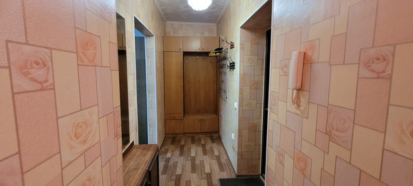 Продам однокомнатную (1-комн.) квартиру, Рябиновая ул, 11, Ханты-Мансийск г