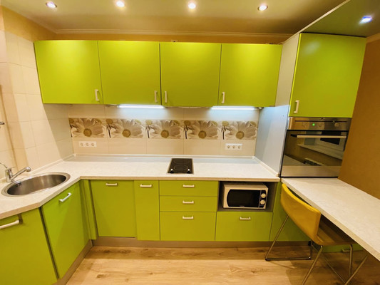 Продам двухкомнатную (2-комн.) квартиру, Комендантский пр-кт, 21к2, Санкт-Петербург г