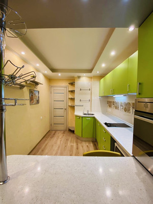 Продам двухкомнатную (2-комн.) квартиру, Комендантский пр-кт, 21к2, Санкт-Петербург г