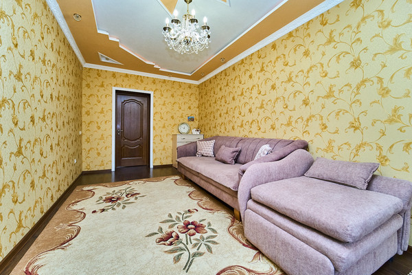 Продам двухкомнатную (2-комн.) квартиру, 1-го Мая ул, 338, Краснодар г