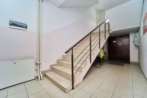 Продам двухкомнатную (2-комн.) квартиру, 1-го Мая ул, 338, Краснодар г