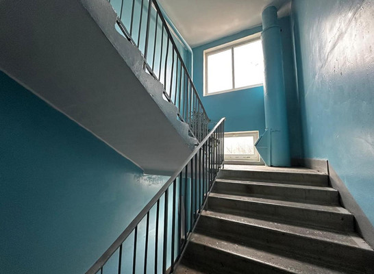 Продам двухкомнатную (2-комн.) квартиру, Победы ул, 17, Чернецкое п/о