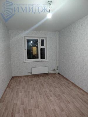 Сдам двухкомнатную (2-комн.) квартиру, Апрельская ул, 5, Красноярск г