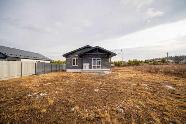 Продам коттедж в поселке Становлянка, Аквамариновая ул, 30, Становая п, 12 км от города