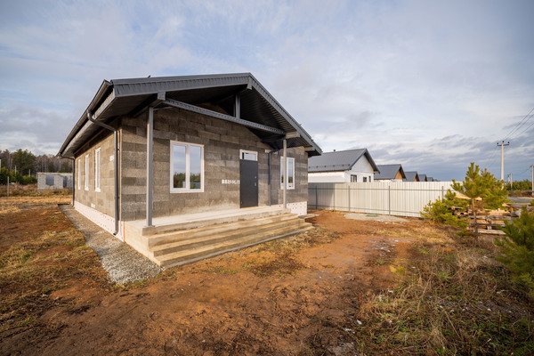 Продам коттедж в поселке Становлянка, Аквамариновая ул, 30, Становая п, 12 км от города