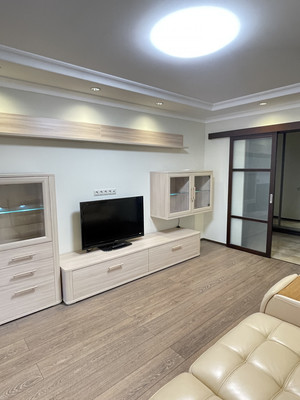 Продам трехкомнатную (3-комн.) квартиру, Россошанская ул, 4к2, Москва г