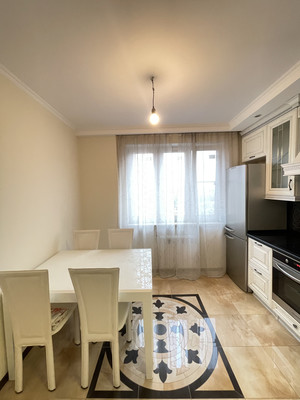 Продам трехкомнатную (3-комн.) квартиру, Россошанская ул, 4к2, Москва г