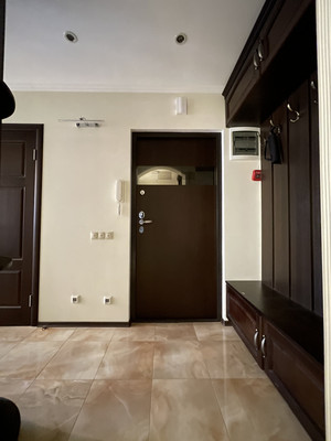 Продам трехкомнатную (3-комн.) квартиру, Россошанская ул, 4к2, Москва г