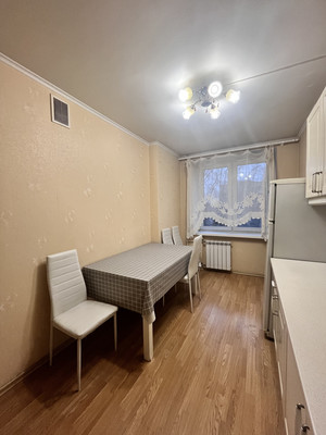 Продам двухкомнатную (2-комн.) квартиру, Гоголя ул, 7, Химки г