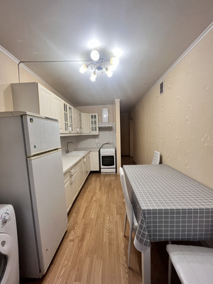 Продам двухкомнатную (2-комн.) квартиру, Гоголя ул, 7, Химки г