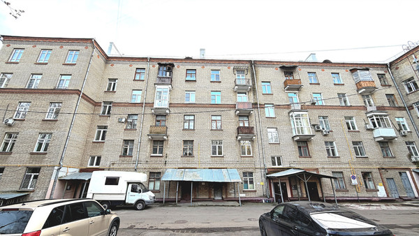 Продам трехкомнатную (3-комн.) квартиру, Гжатская ул, 8, Москва г
