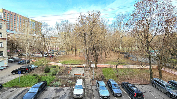 Продам трехкомнатную (3-комн.) квартиру, Гжатская ул, 8, Москва г