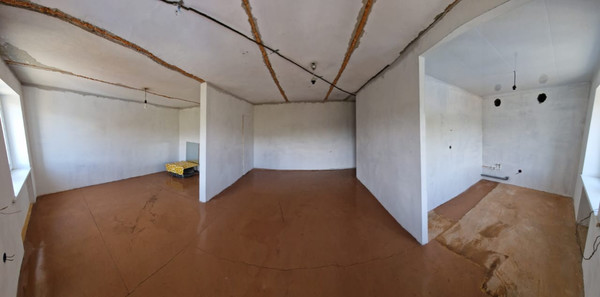 Продам двухкомнатную (2-комн.) квартиру, Молодежная ул, 11, Холмск г