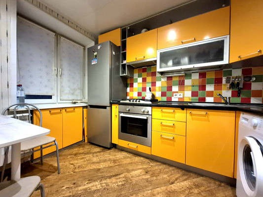 Продам однокомнатную (1-комн.) квартиру, Ленинградский проезд, 5, Подольск г