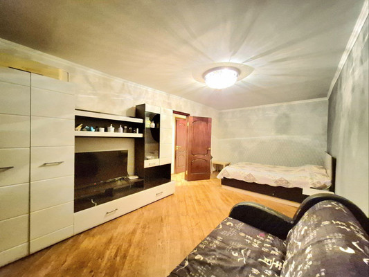 Продам однокомнатную (1-комн.) квартиру, Ленинградский проезд, 5, Подольск г