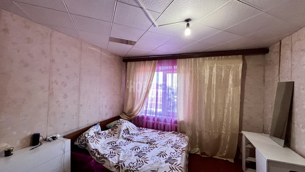 Продам двухкомнатную (2-комн.) квартиру, Маршала Жукова ул, 3, Крымск г