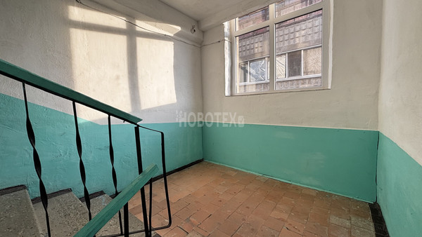 Продам двухкомнатную (2-комн.) квартиру, Маршала Жукова ул, 3, Крымск г