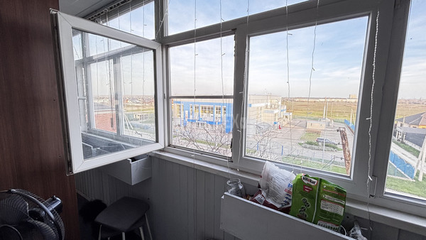 Продам двухкомнатную (2-комн.) квартиру, Маршала Жукова ул, 3, Крымск г