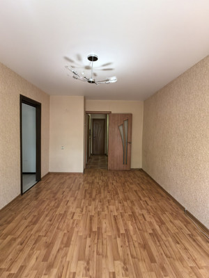 Продам трехкомнатную (3-комн.) квартиру, Московская ул, 32, Деденево рп