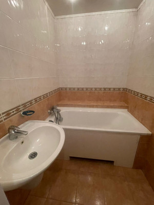 Продам трехкомнатную (3-комн.) квартиру, Еременко ул, 66/6, Ростов-на-Дону г